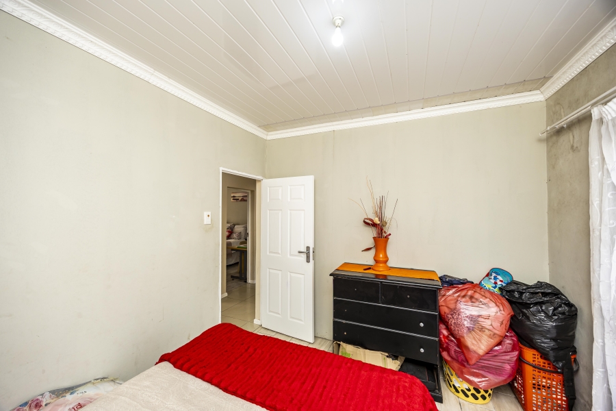 5 Bedroom Property for Sale in Summerpride Eastern Cape